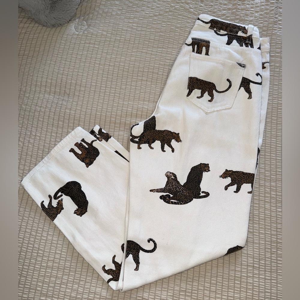 SHEIN White Jeans with Literal Leopard Print small